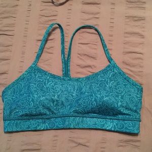 Lululemon flow Y bra sz6 teal pattern luxtreme!